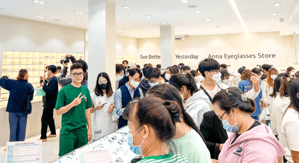 Kính mắt Anna TPHCM: Nơi đôi mắt được thương yêu