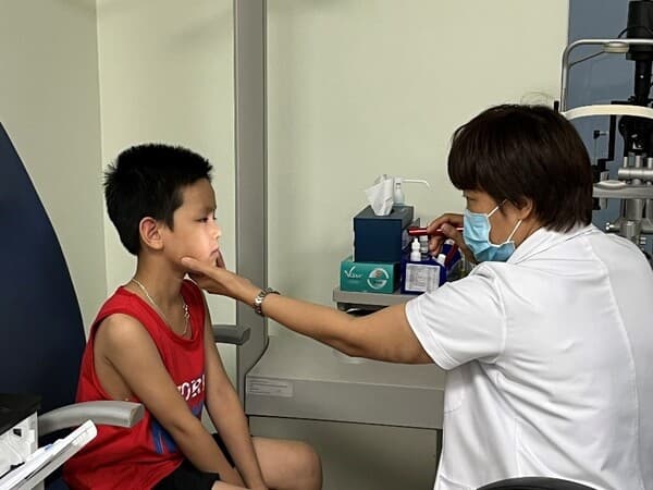 Có nhiều yếu tố ảnh hưởng đến thời gian phục hồi sau mổ lác
