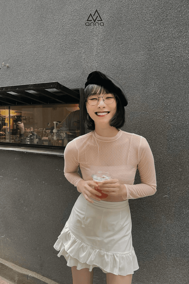 Chọn kính cho khuôn mặt trái tim gầy
